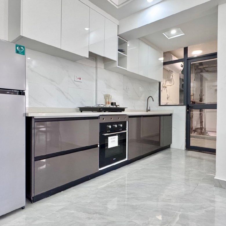 Imgi 10 1739949138 Kitchen 2