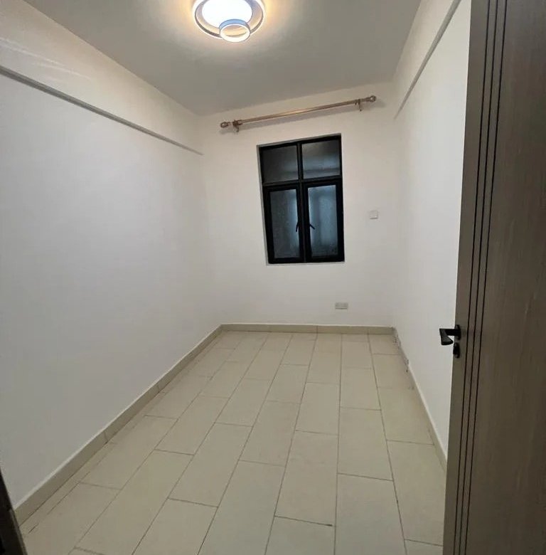 Imgi 117 WhatsApp Image 2023 03 15 at 16.11.03 5 768x785