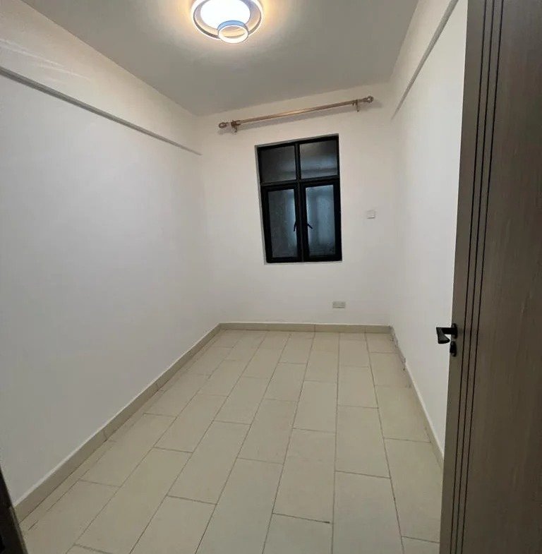 Imgi 117 WhatsApp Image 2023 03 15 at 16.11.03 5 768x785