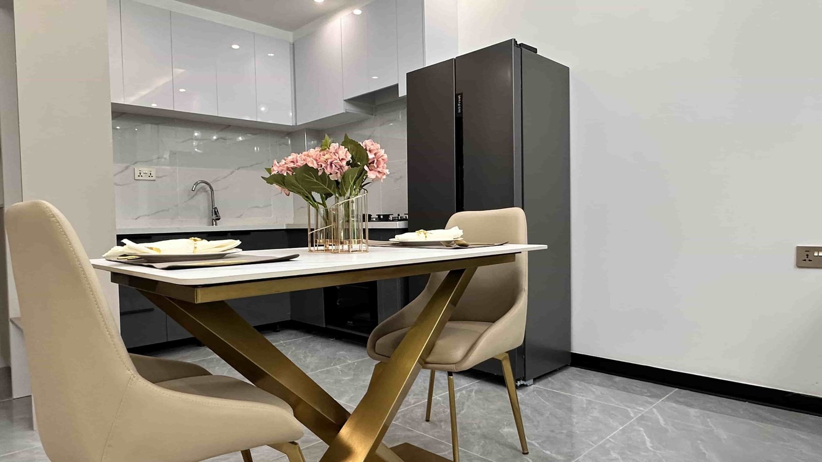 Imgi 11 1689581408 Dine1