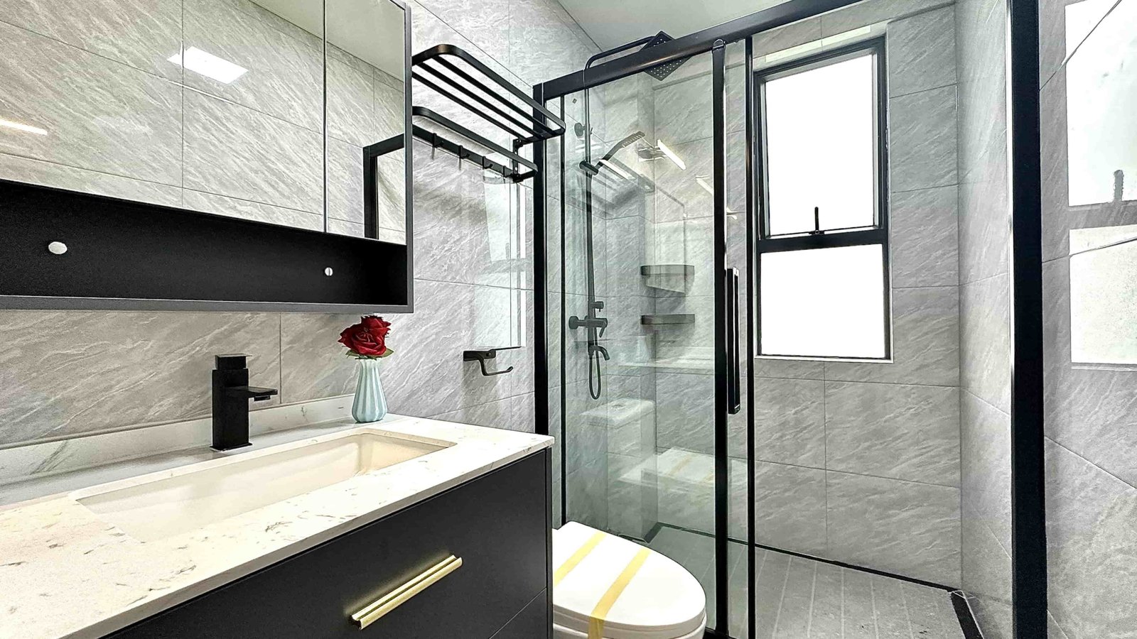 Imgi 11 1725347975 capital g8