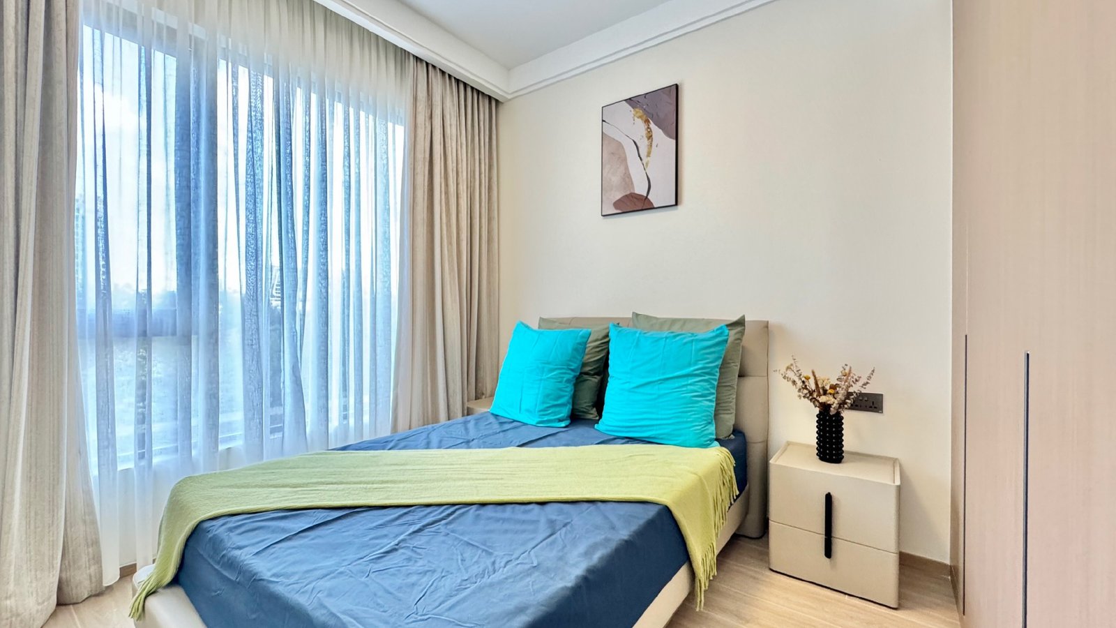 Imgi 13 1748340863 bedroom 2