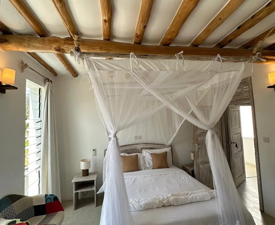 Imgi 167 WhatsApp Image 2024 10 03 at 09.18.52 960x785