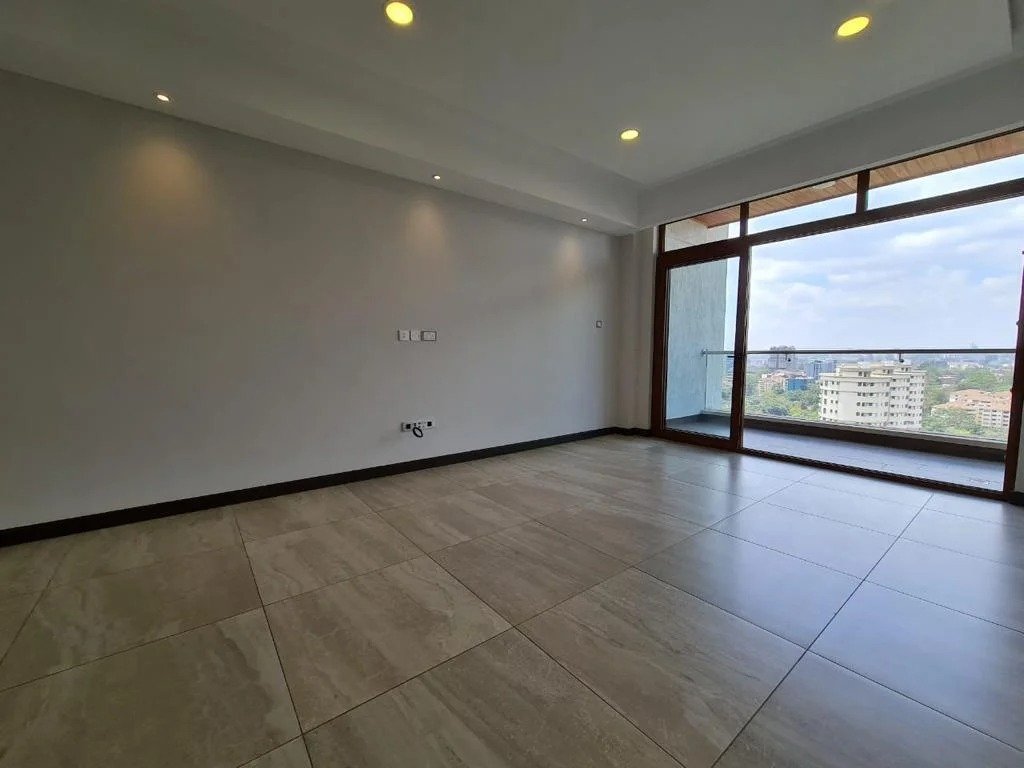 Imgi 168 WhatsApp Image 2025 05 18 at 6.05.00 PM1