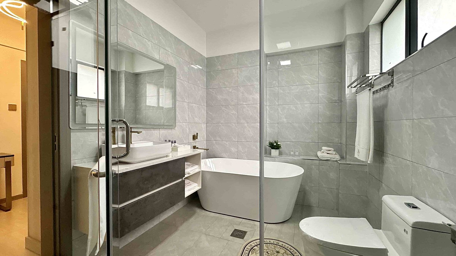 Imgi 16 1697283281 Oak Bath