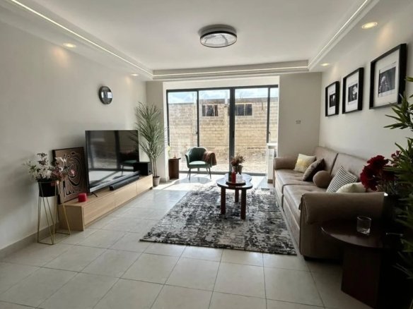 Imgi 2 WhatsApp Image 2025 08 18 at 9.41.53 AM 1 960x785