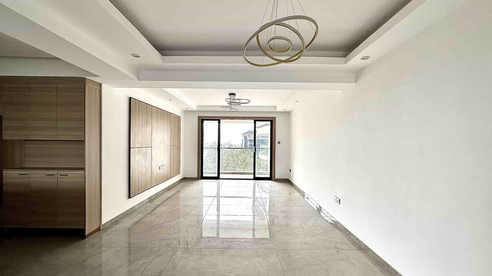 Imgi 4 1687251562 Sittingbal