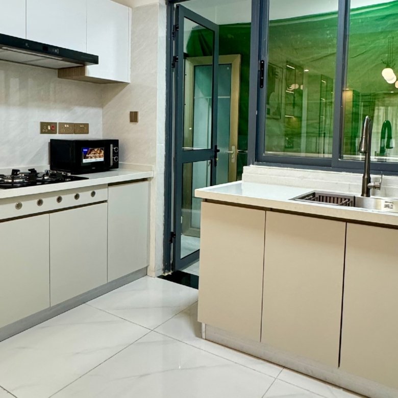 Imgi 7 1725344272 adorn