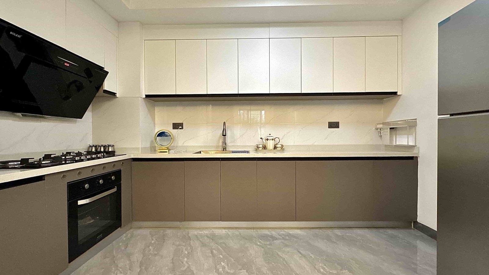 Imgi 7 1725347956 capital g4